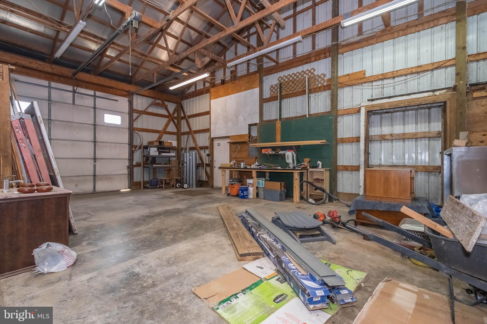 SANG RUN RD - Residential