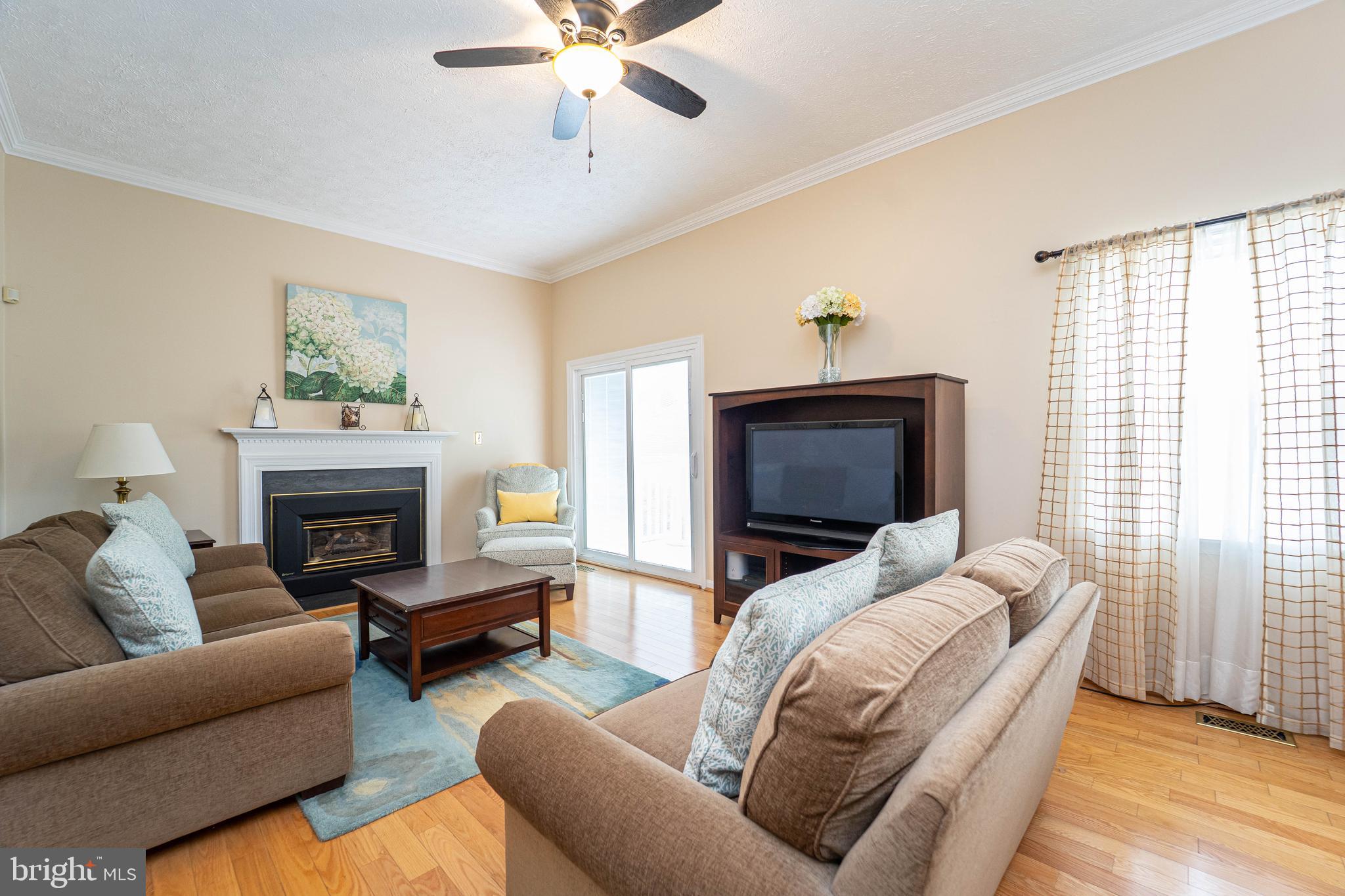 FOREST LAKES - Residential