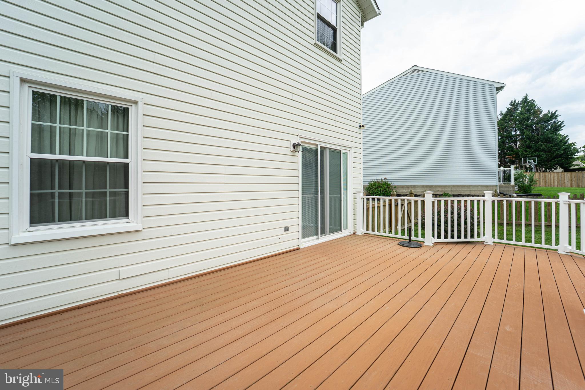 FOREST LAKES - Residential