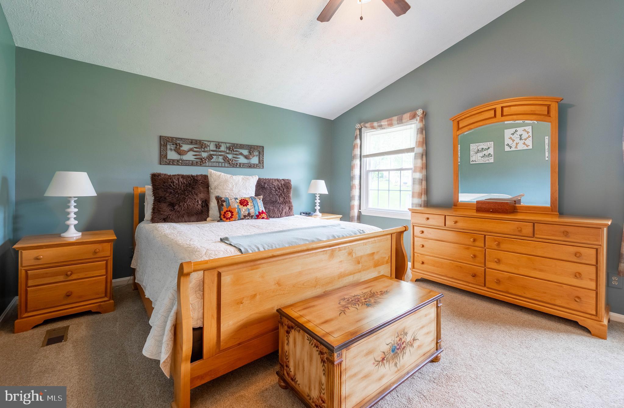 FOREST LAKES - Residential