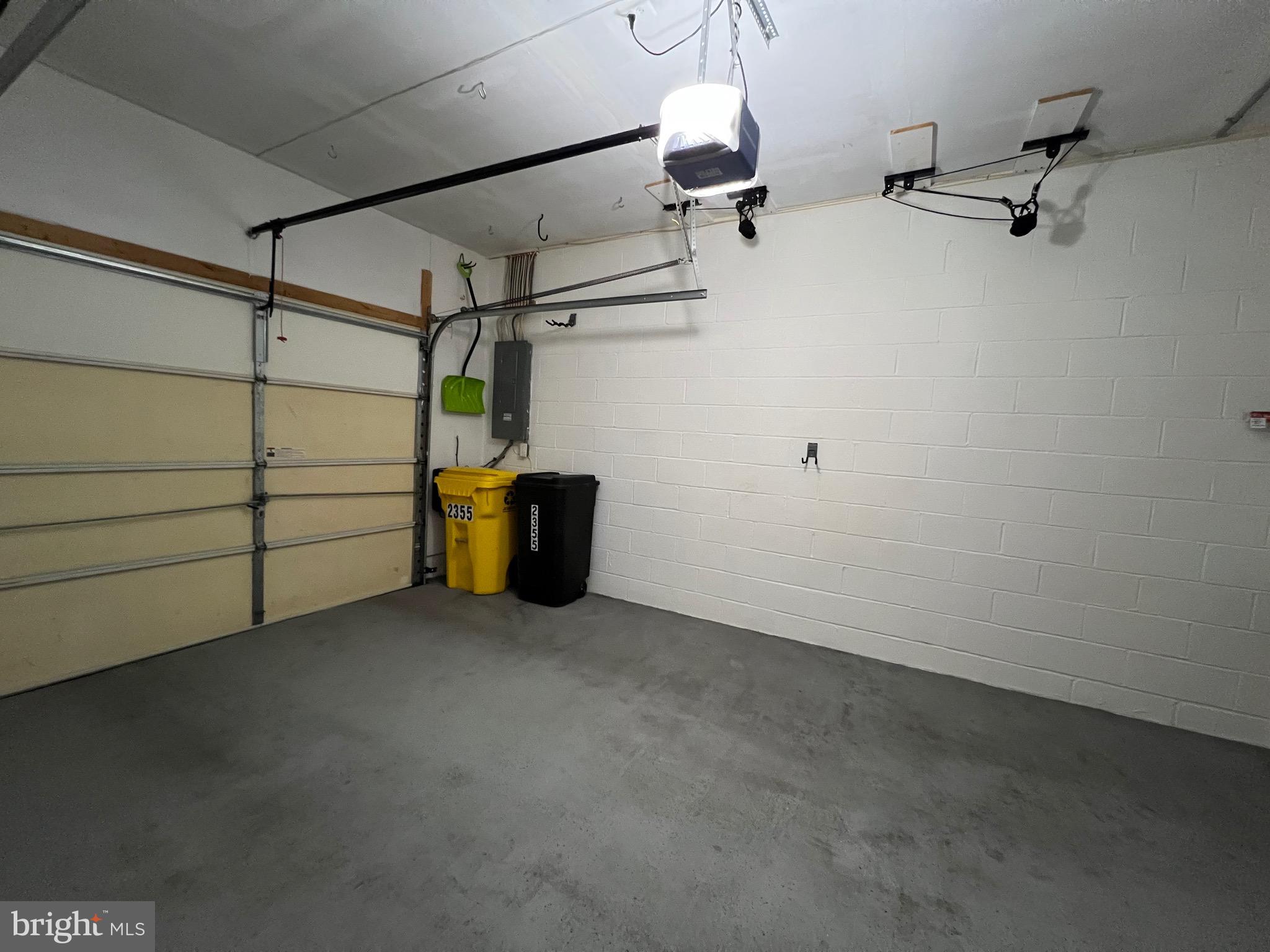 PINEY ORCHARD - Residential Lease