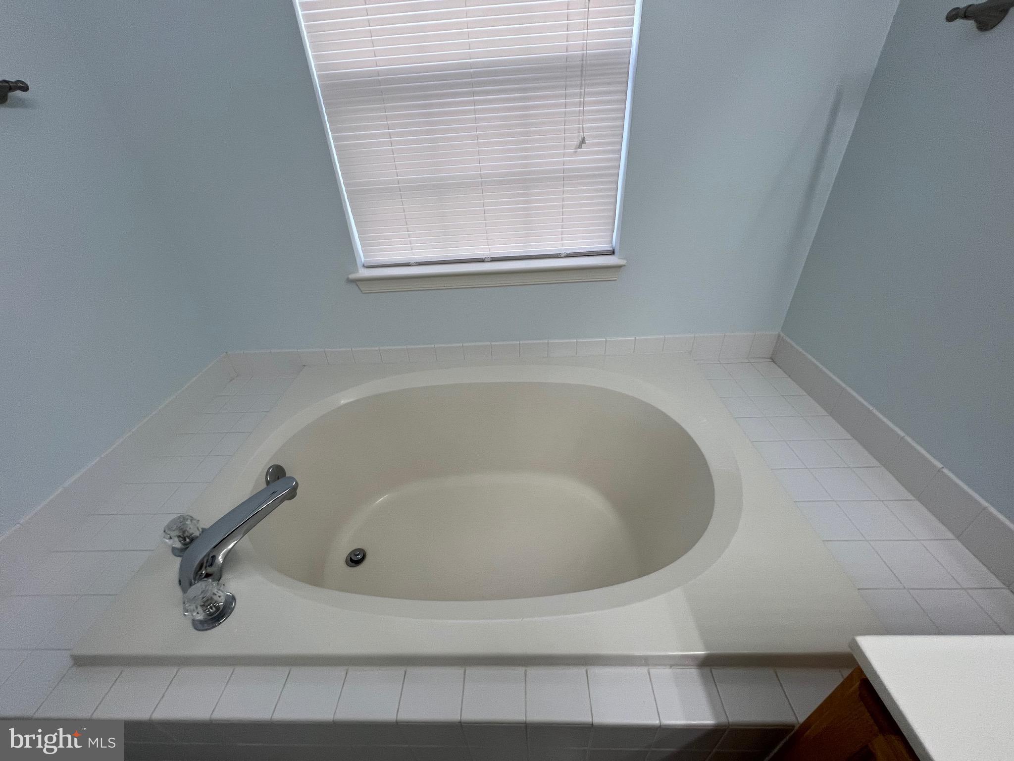 PINEY ORCHARD - Residential Lease