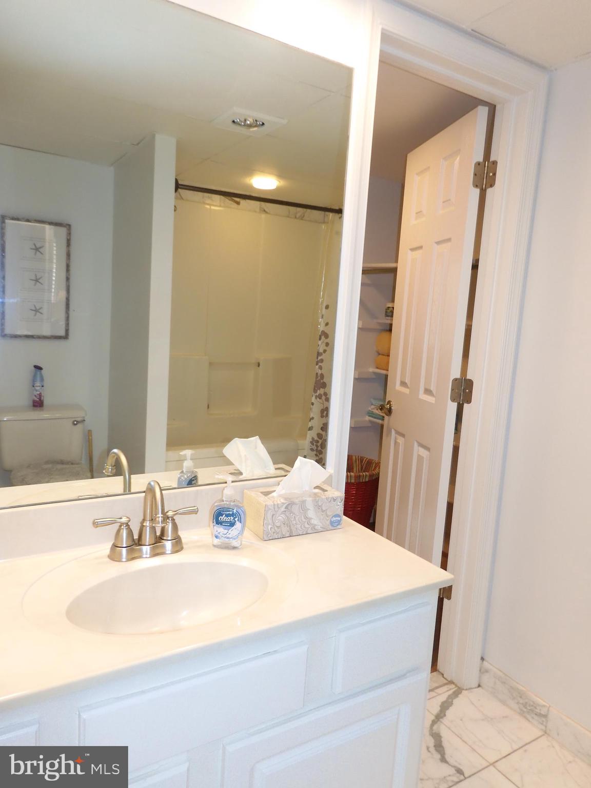 THE WILLIAMSBURG - Residential Lease