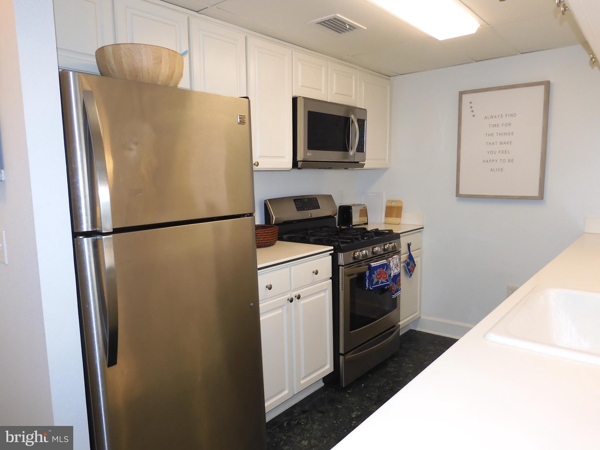 THE WILLIAMSBURG - Residential Lease