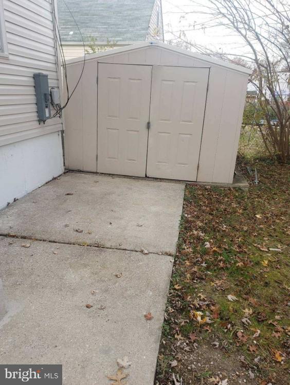 2604 LINWOOD ROAD