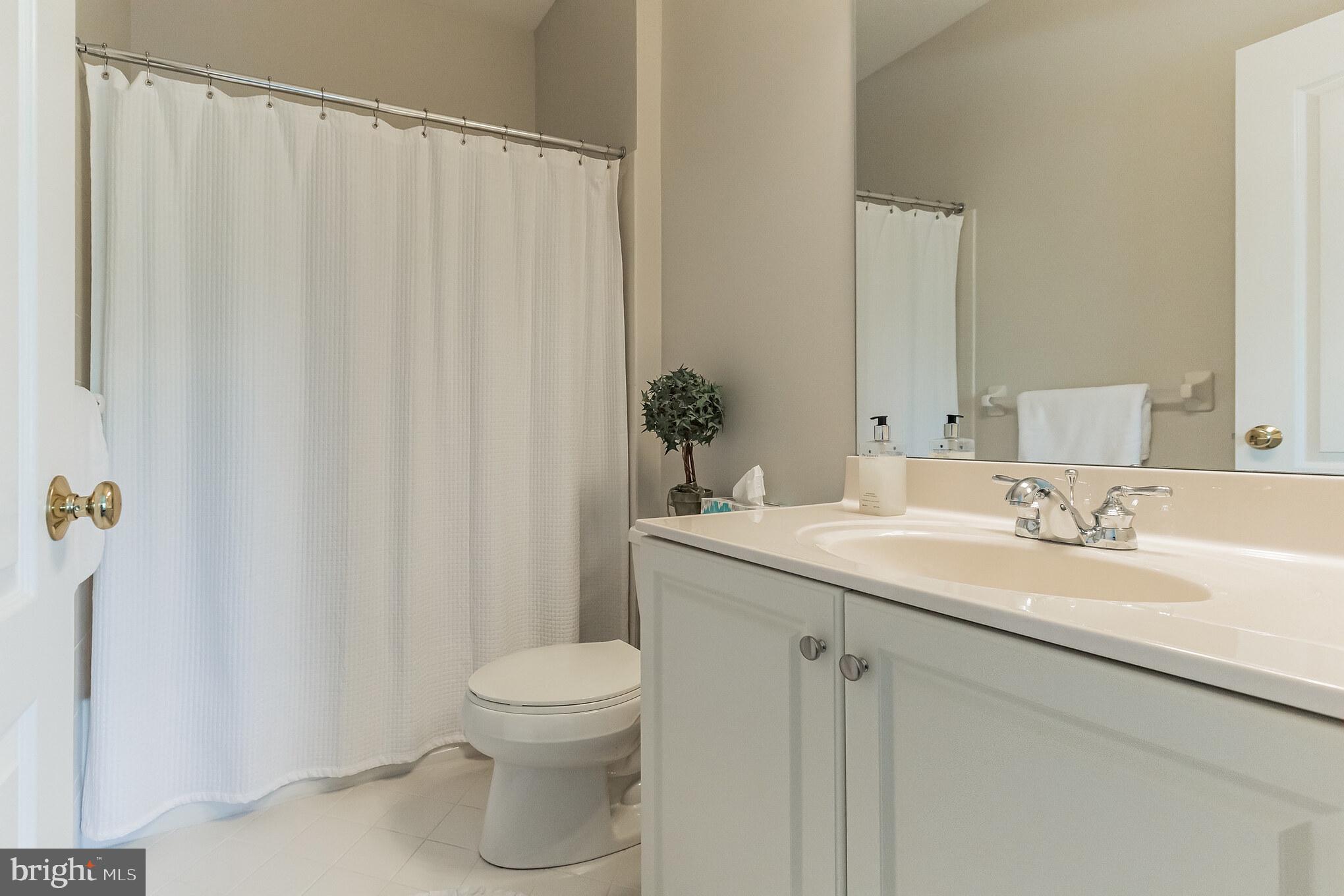 CHAPMANS CORNER - Residential