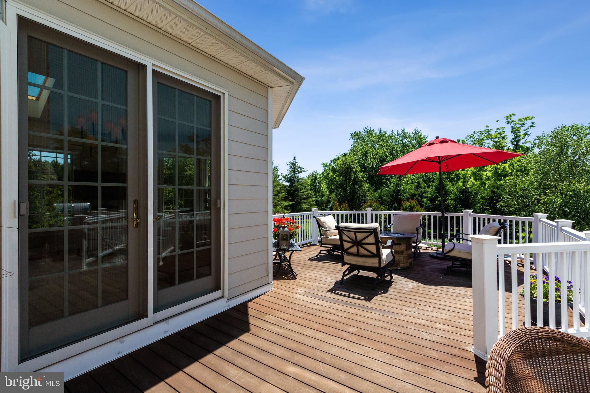 CHAPMANS CORNER - Residential