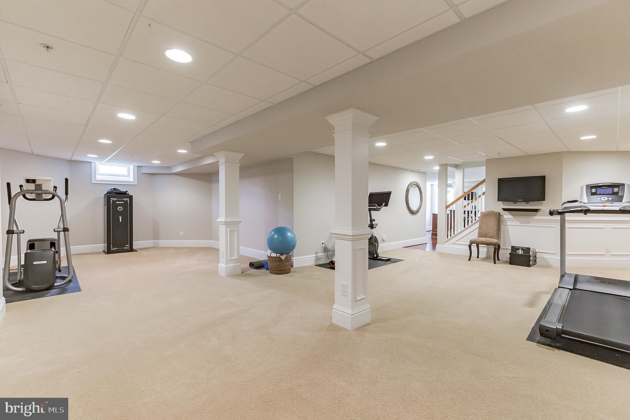 CHAPMANS CORNER - Residential