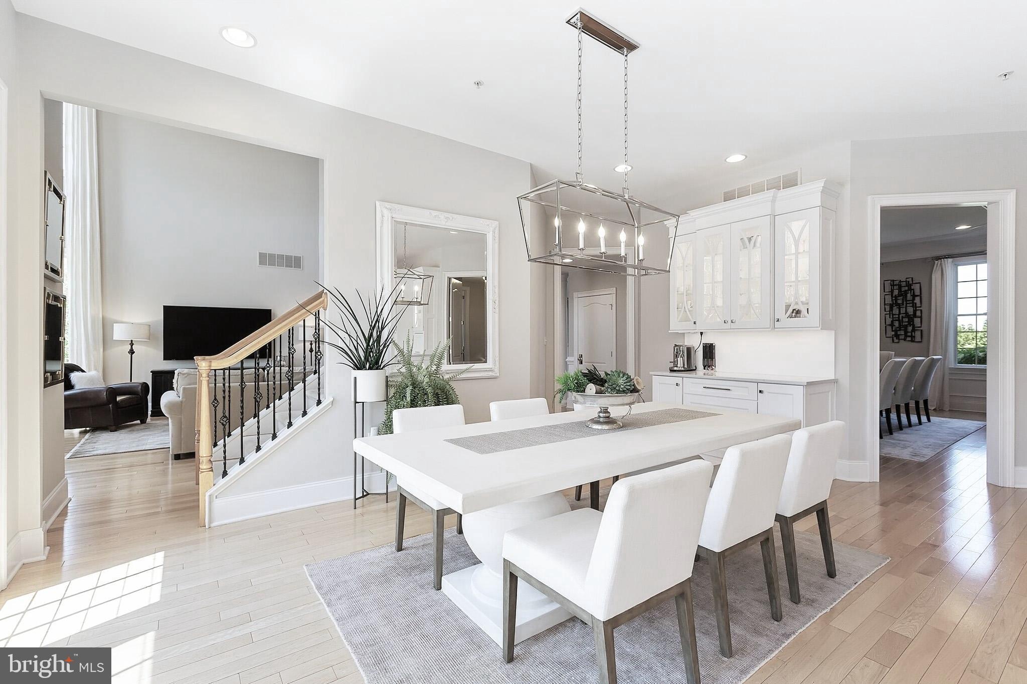 CHAPMANS CORNER - Residential