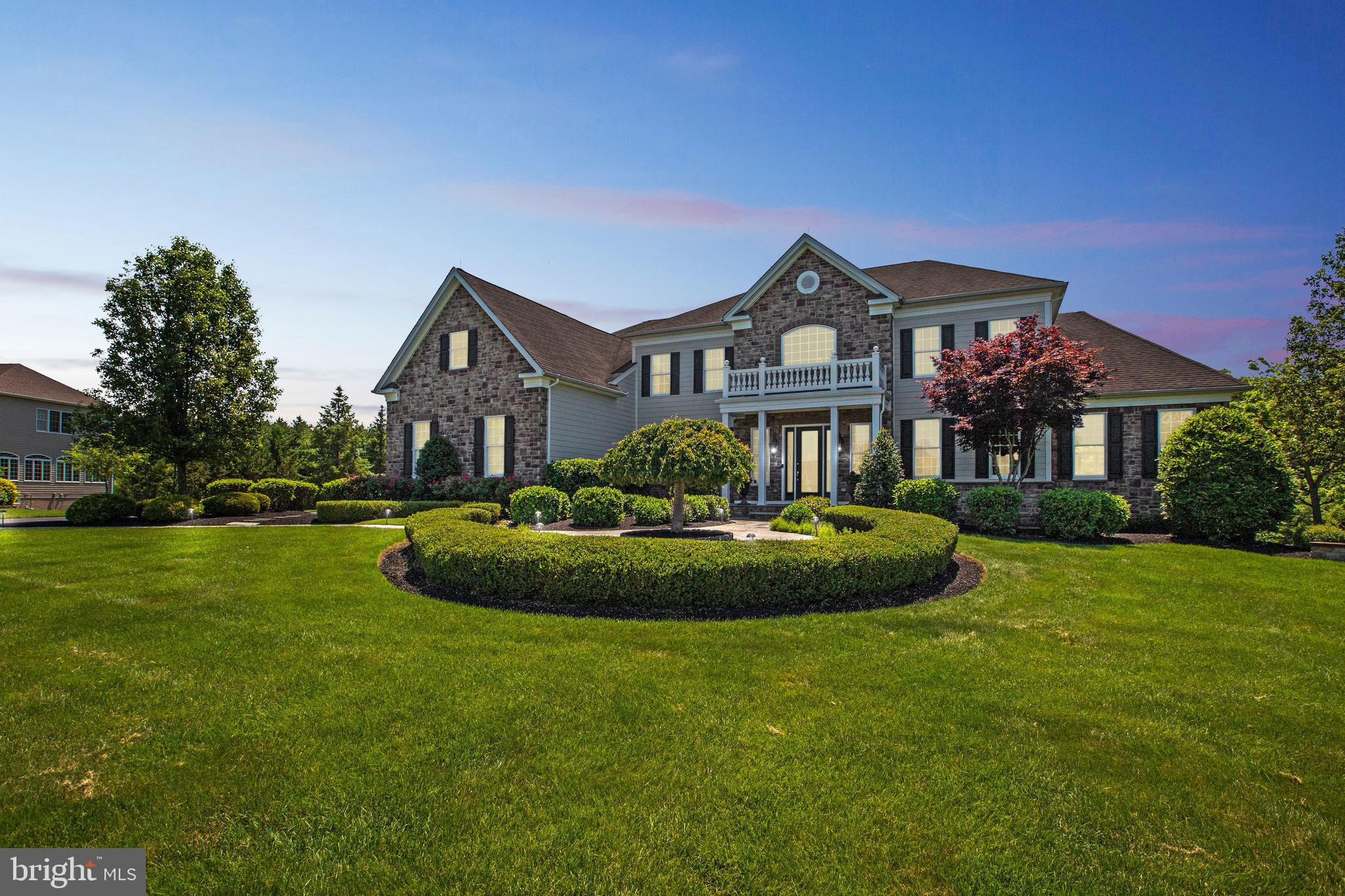 CHAPMANS CORNER - Residential