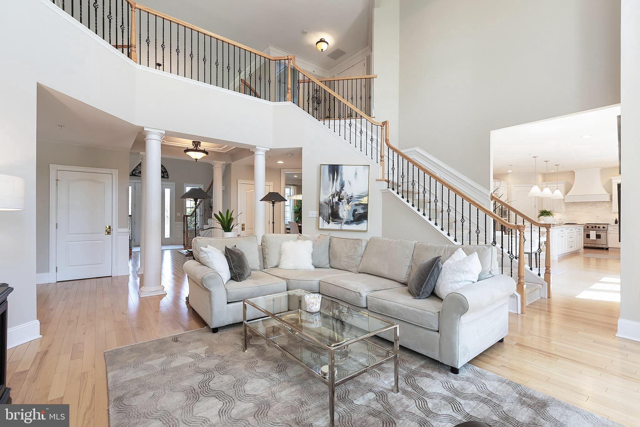 CHAPMANS CORNER - Residential