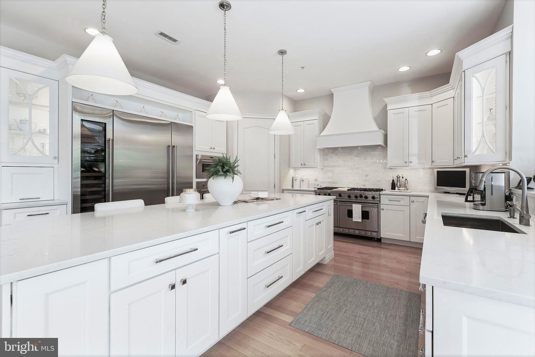 CHAPMANS CORNER - Residential