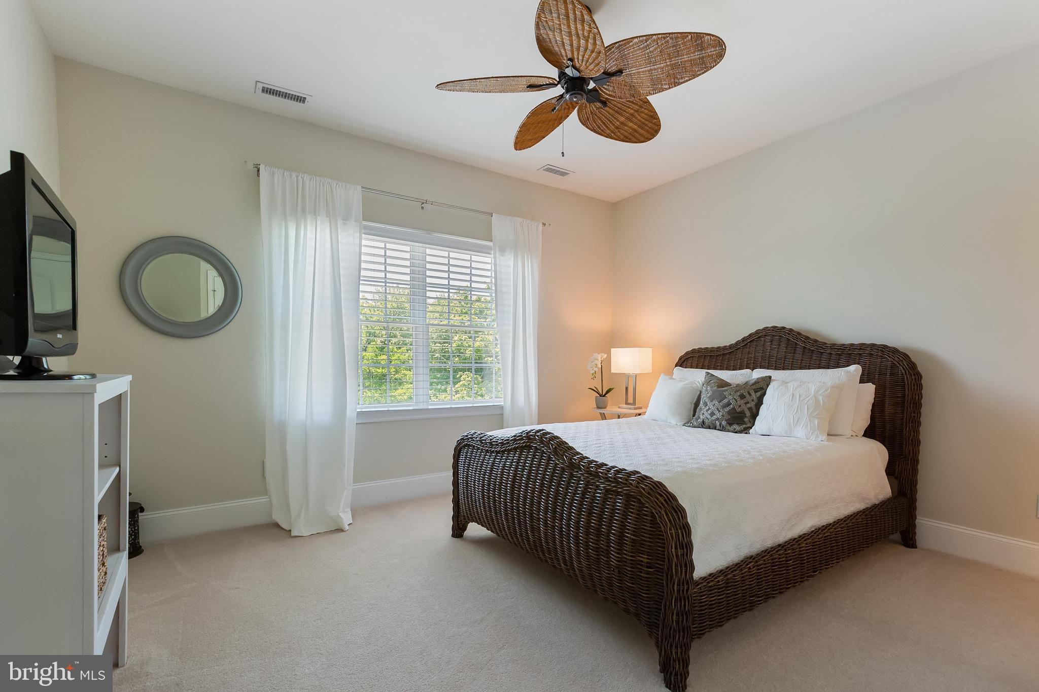 CHAPMANS CORNER - Residential