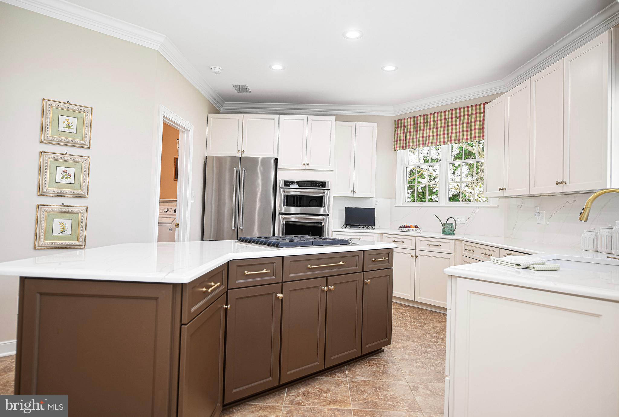 WOODCREST - Residential