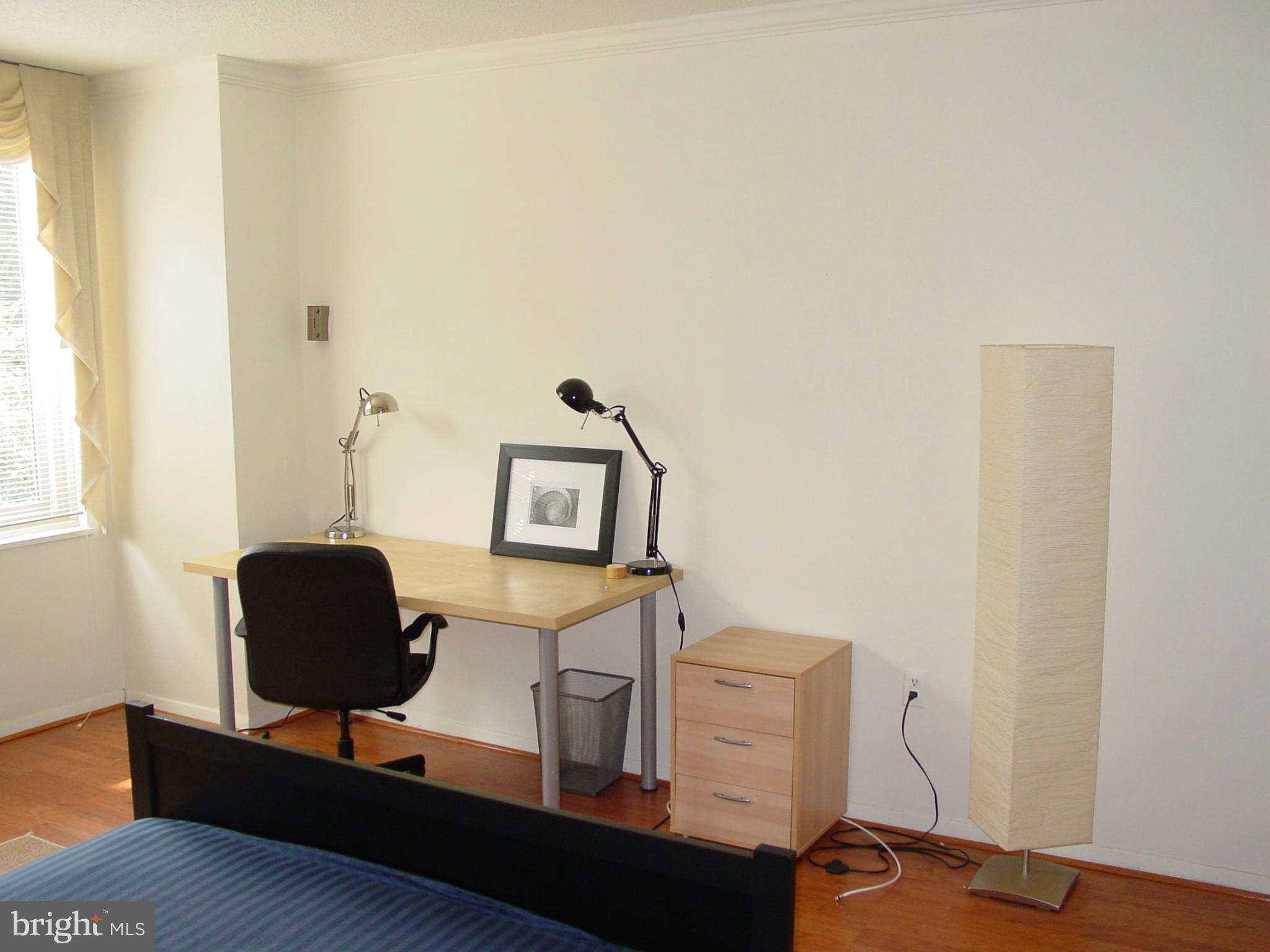 ROLAND PARK - Residential