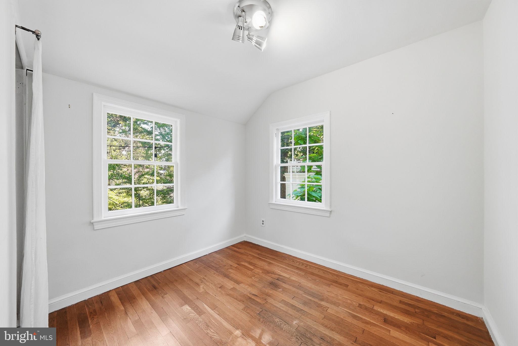 TAKOMA PARK - Residential