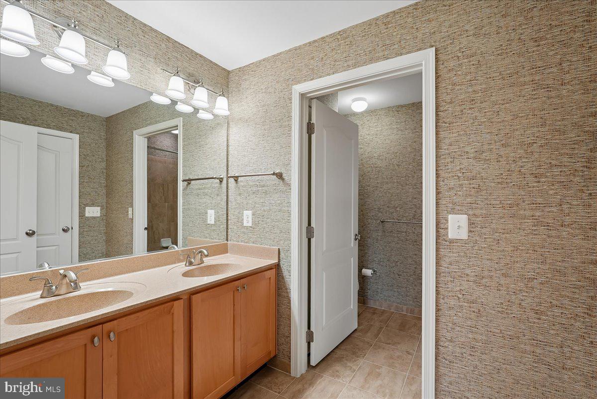 LOUDOUN VALLEY ESTATES 2 - Residential