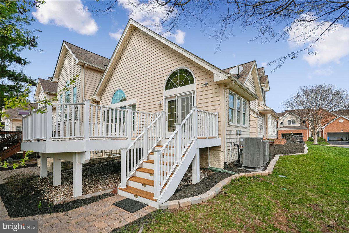 LOUDOUN VALLEY ESTATES 2 - Residential