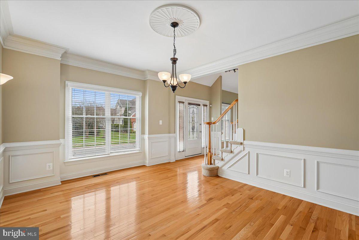 LOUDOUN VALLEY ESTATES 2 - Residential