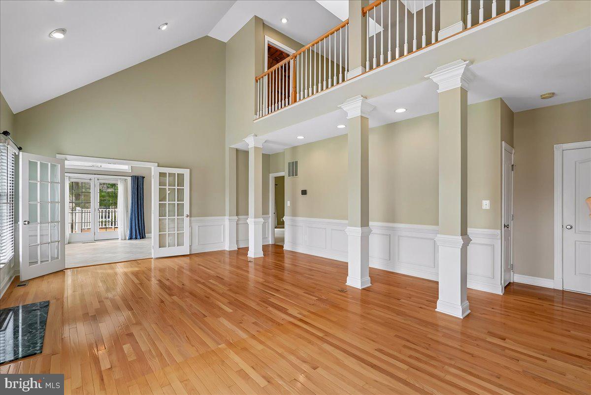 LOUDOUN VALLEY ESTATES 2 - Residential