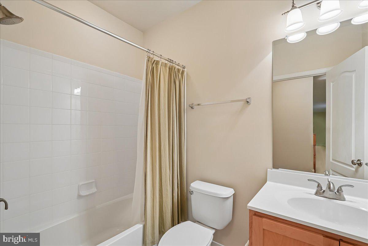 LOUDOUN VALLEY ESTATES 2 - Residential