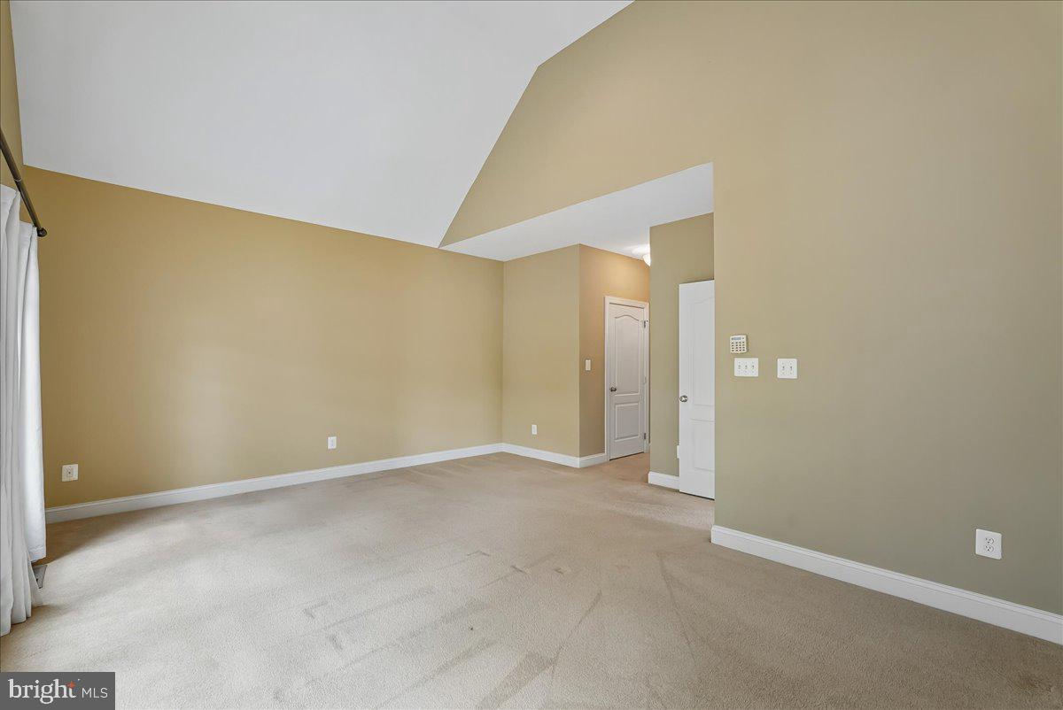 LOUDOUN VALLEY ESTATES 2 - Residential