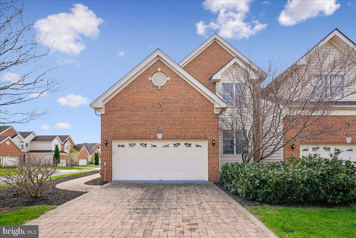 LOUDOUN VALLEY ESTATES 2 - Residential