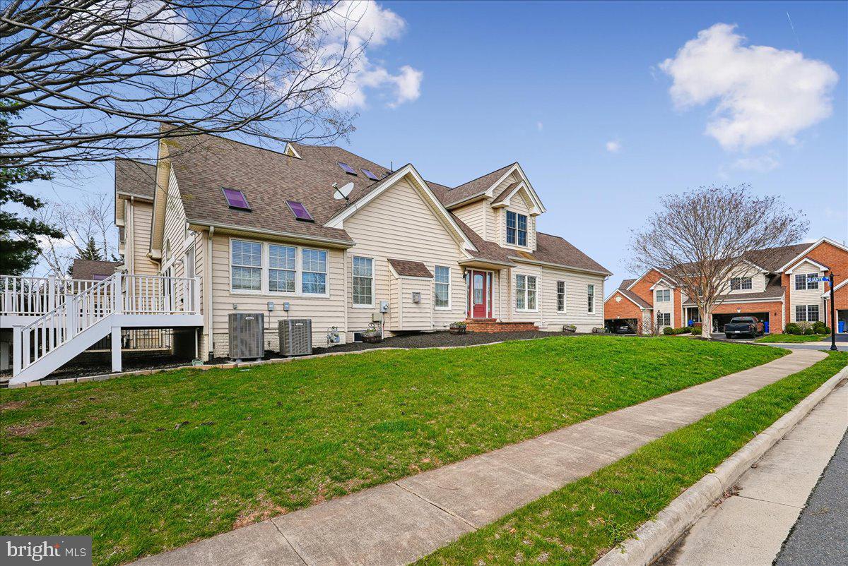 LOUDOUN VALLEY ESTATES 2 - Residential