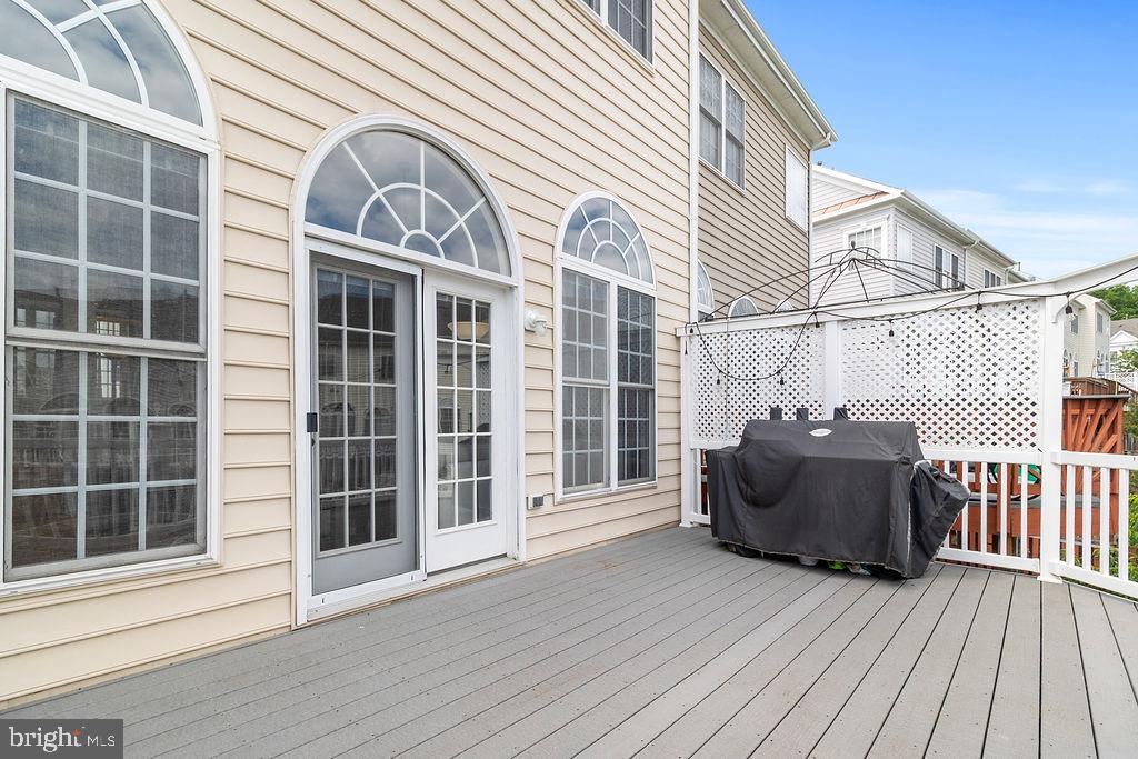 SPRING LAKES - Residential Lease