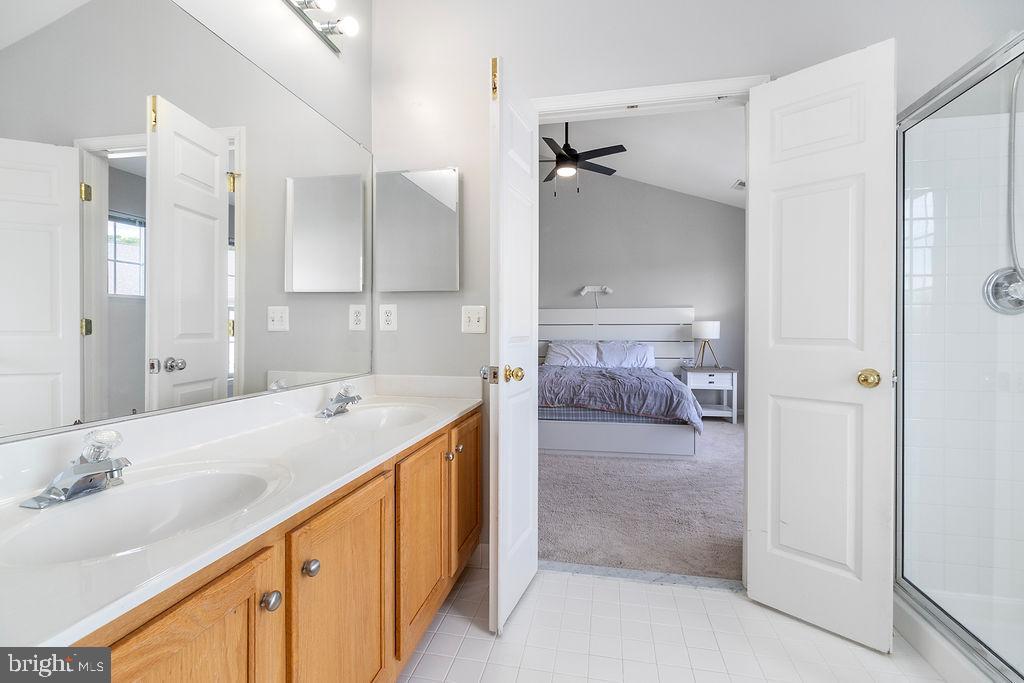 SPRING LAKES - Residential Lease