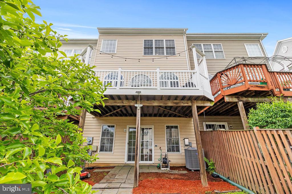 SPRING LAKES - Residential Lease