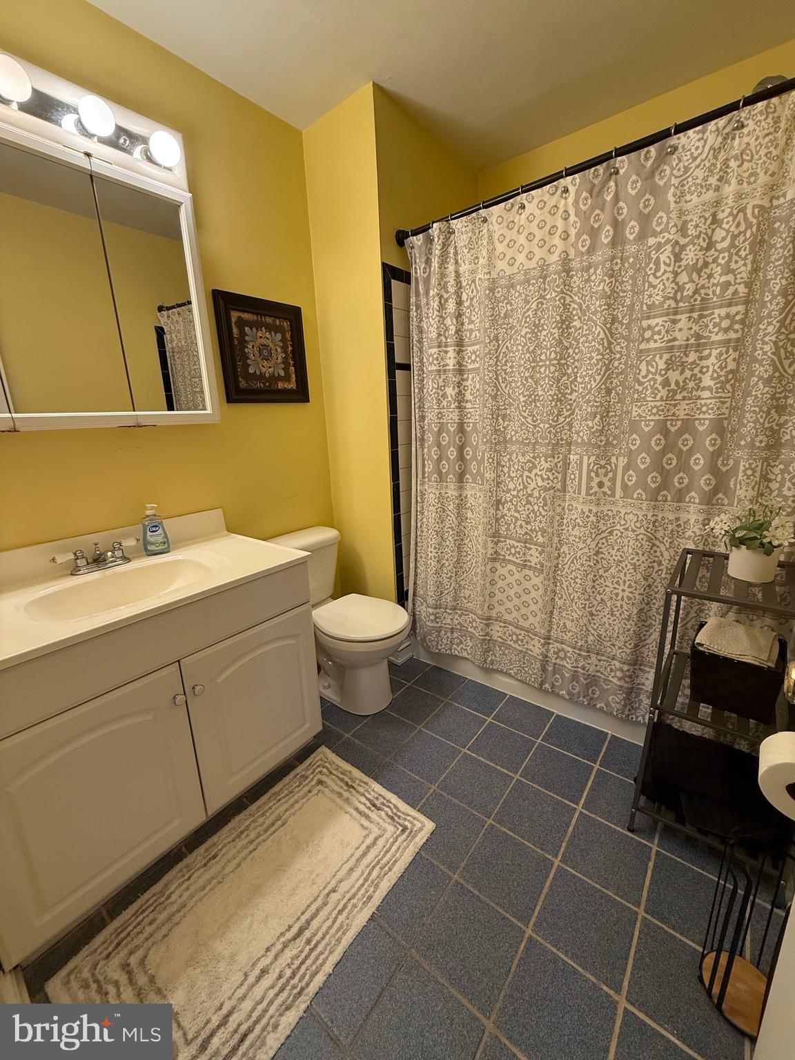 GREEN MEADOWS - Residential