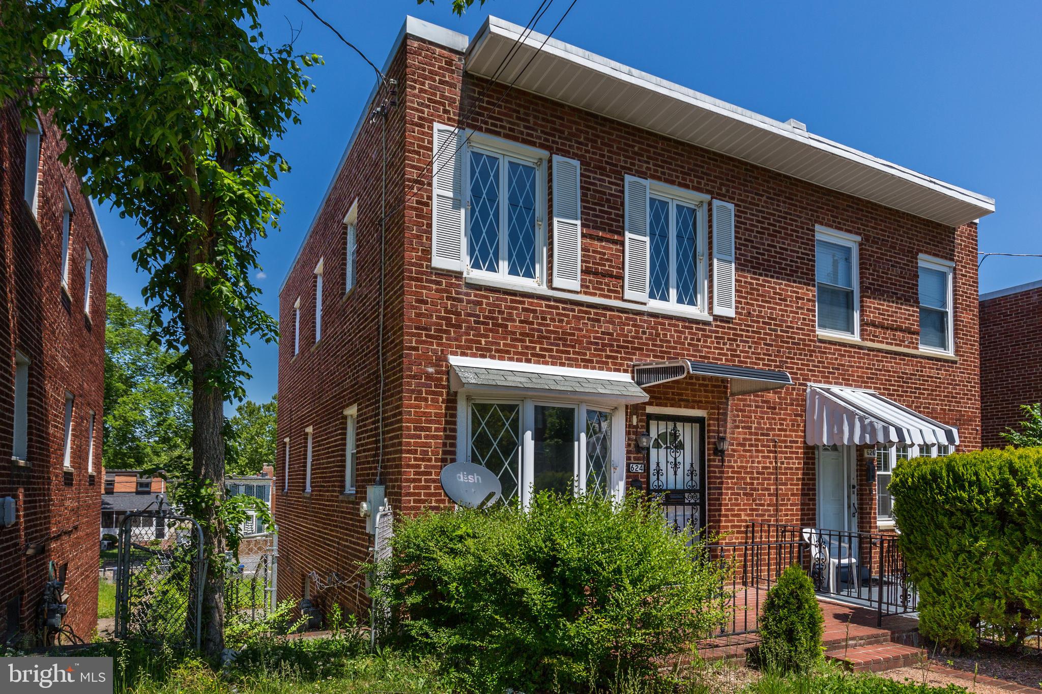 624 JEFFERSON STREET NE