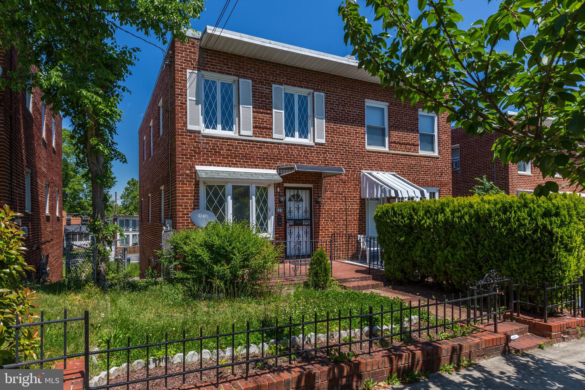 624 JEFFERSON STREET NE