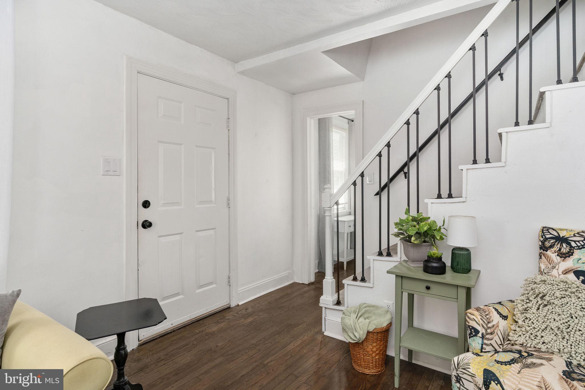 305 LOCUST AVENUE