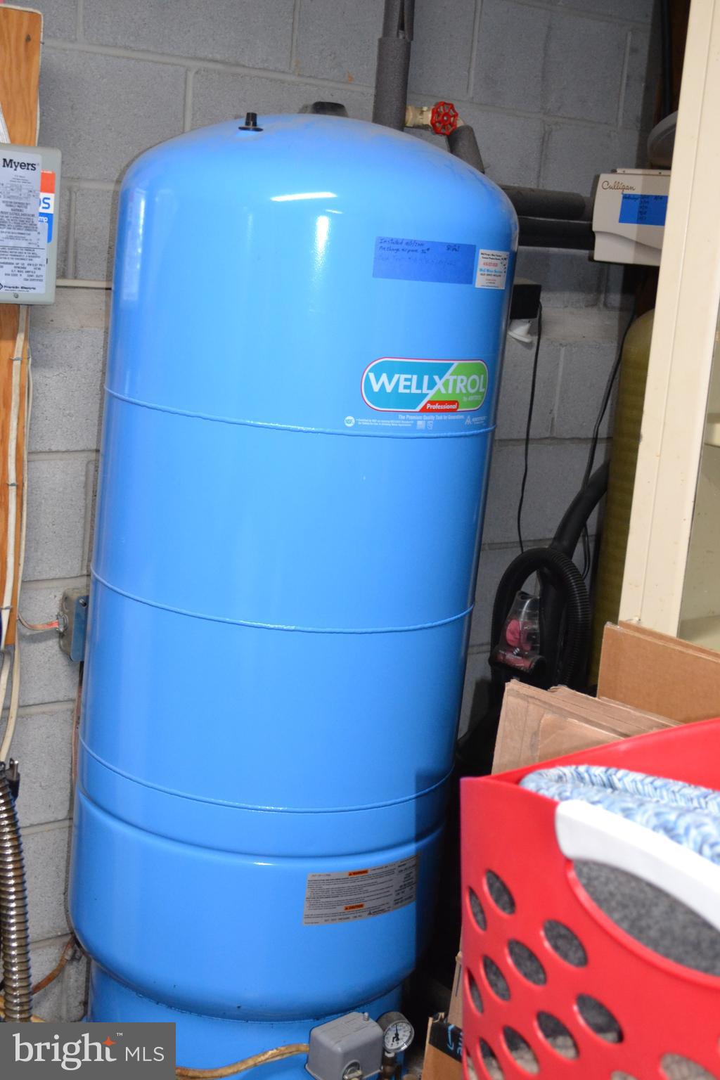 WOODLYN MEADOWS - Residential