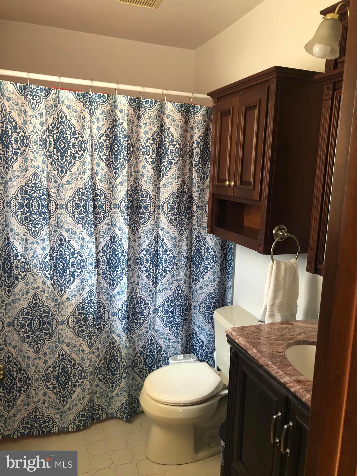 WOODLYN MEADOWS - Residential