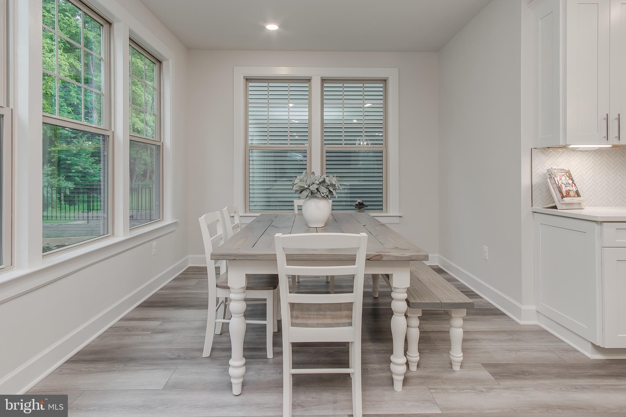 LAKE LINGANORE - Residential Lease