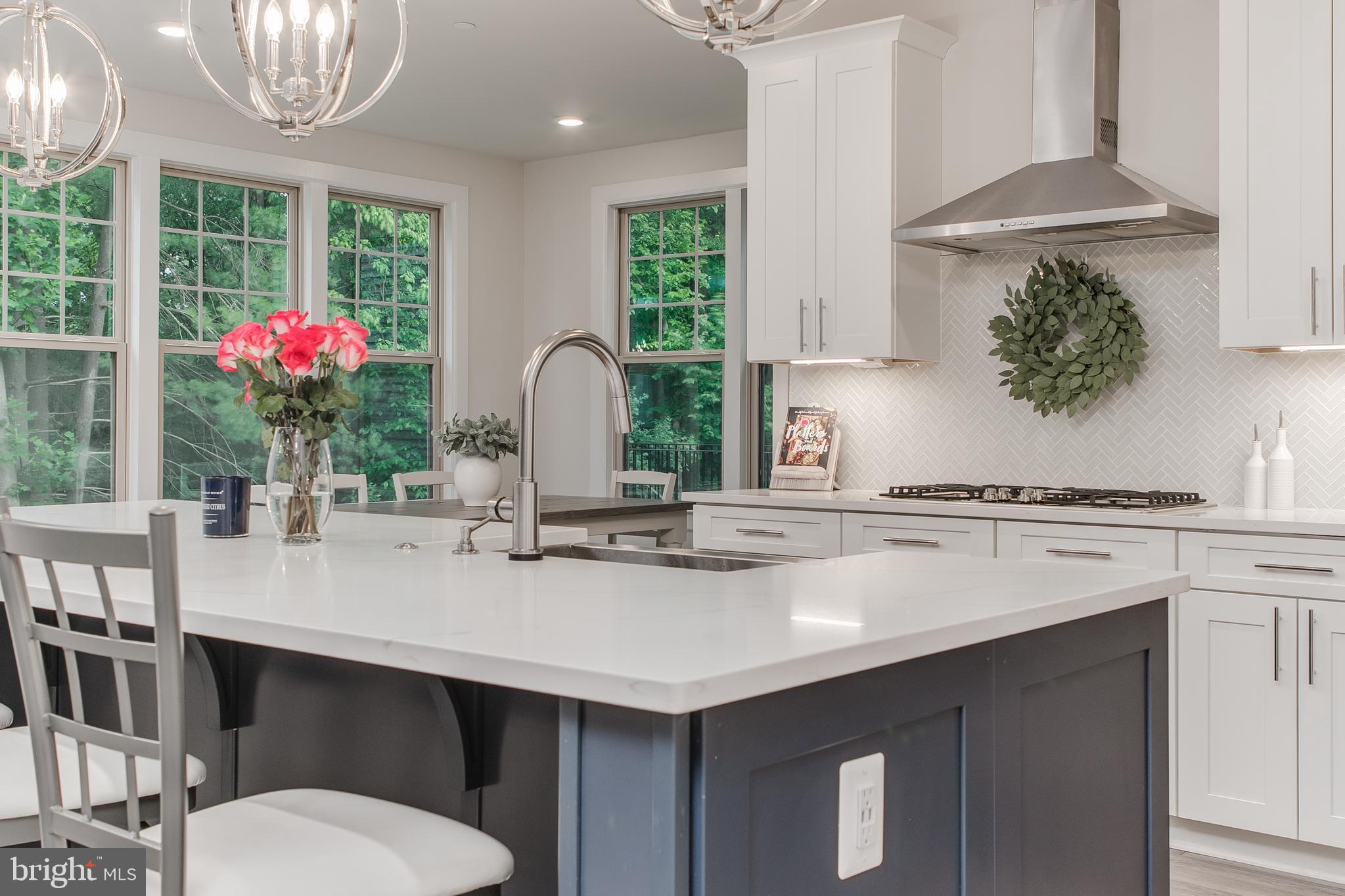 LAKE LINGANORE - Residential Lease