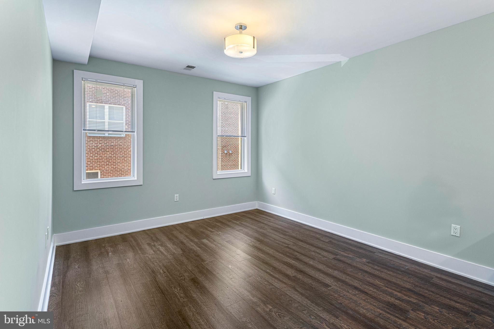 1219 K STREET NE 202