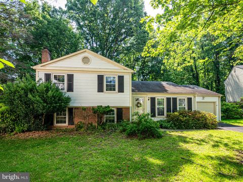 1551 POWELLS TAVERN PLACE HERNDON VA 20170