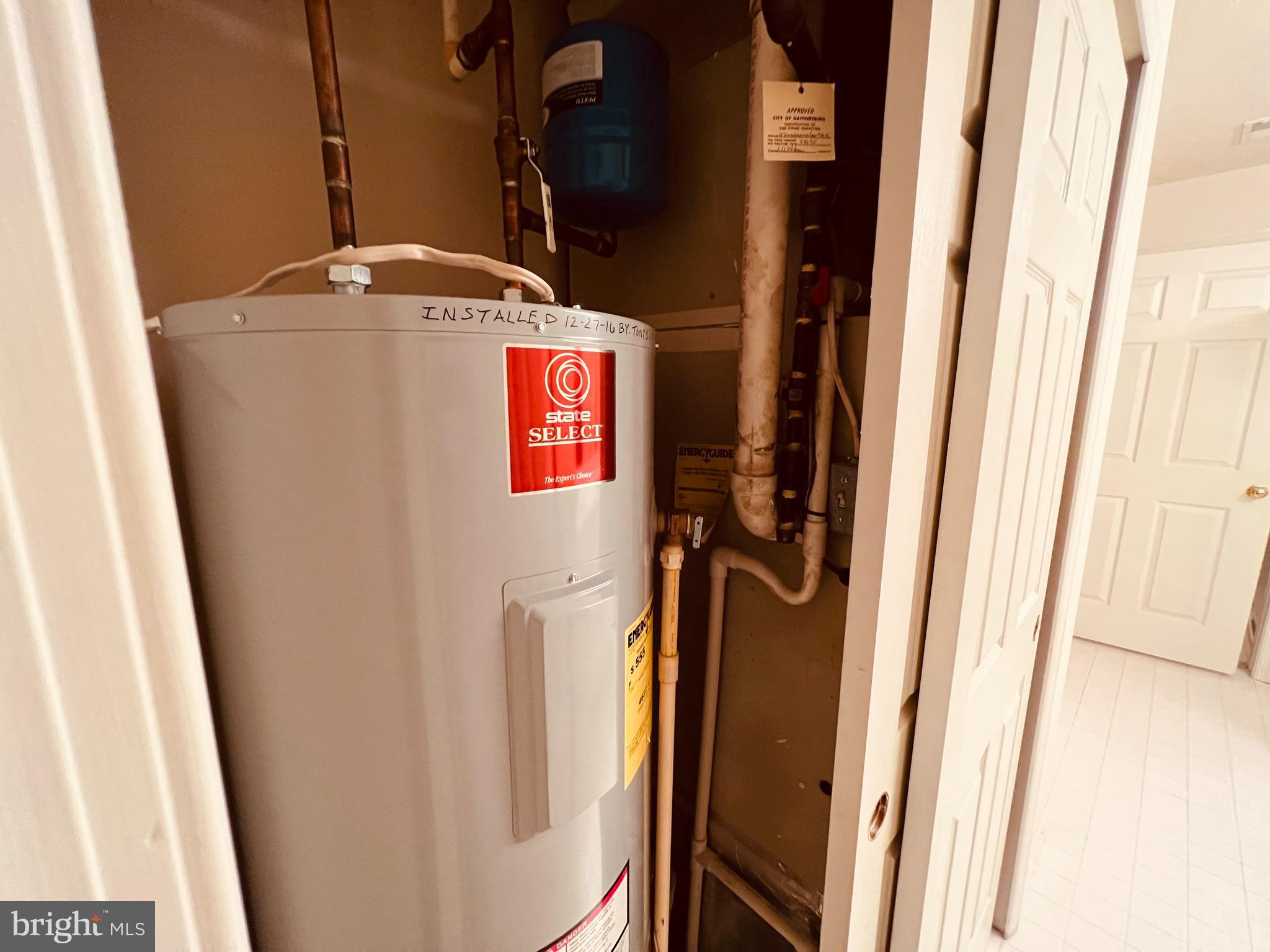 TIMBERBROOK - Residential