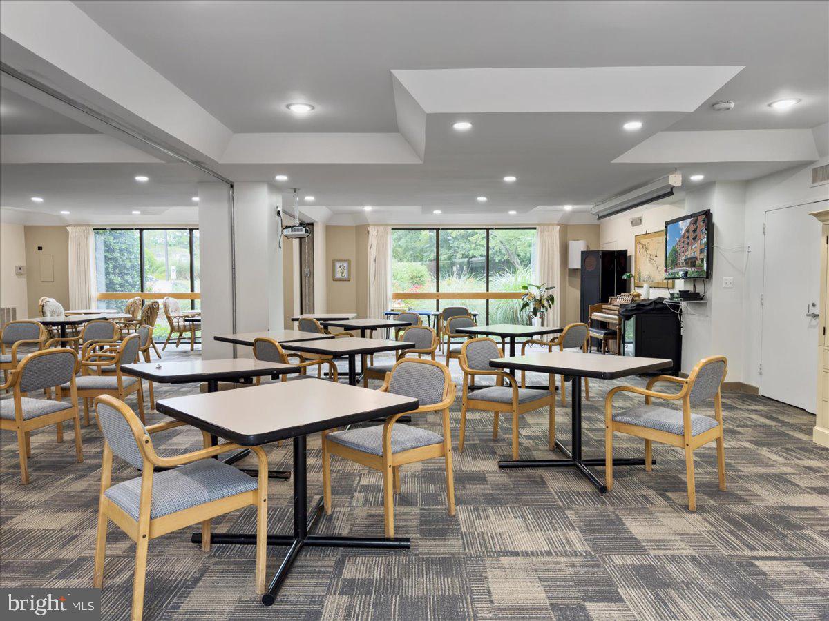 THOREAU PLACE CONDOS - Residential