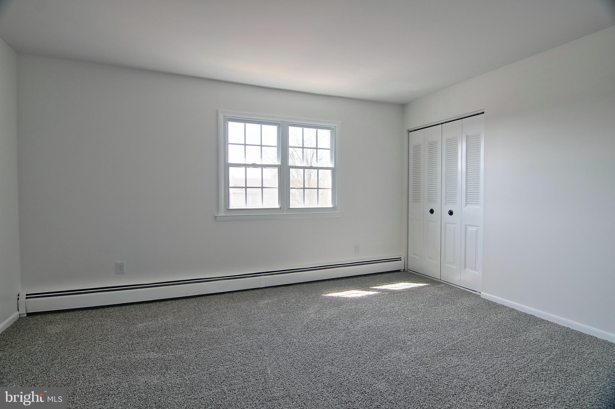 WALNUT RIDGE ESTS - Residential Lease