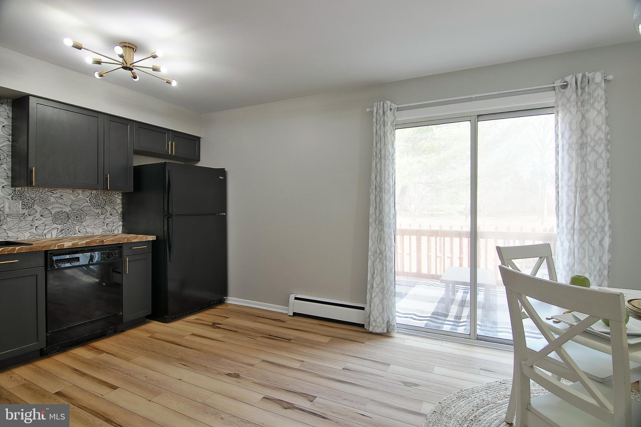 WALNUT RIDGE ESTS - Residential Lease