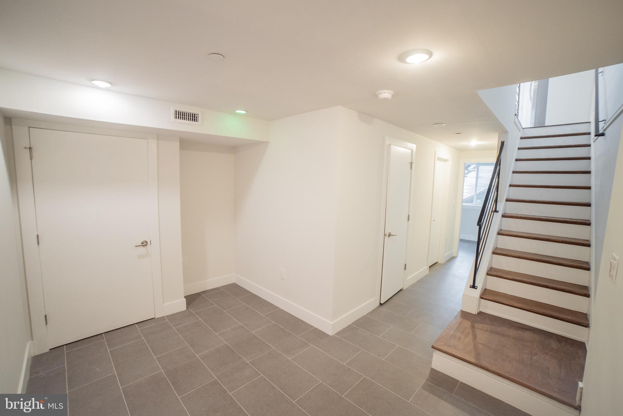 BREWERYTOWN - Residential Lease