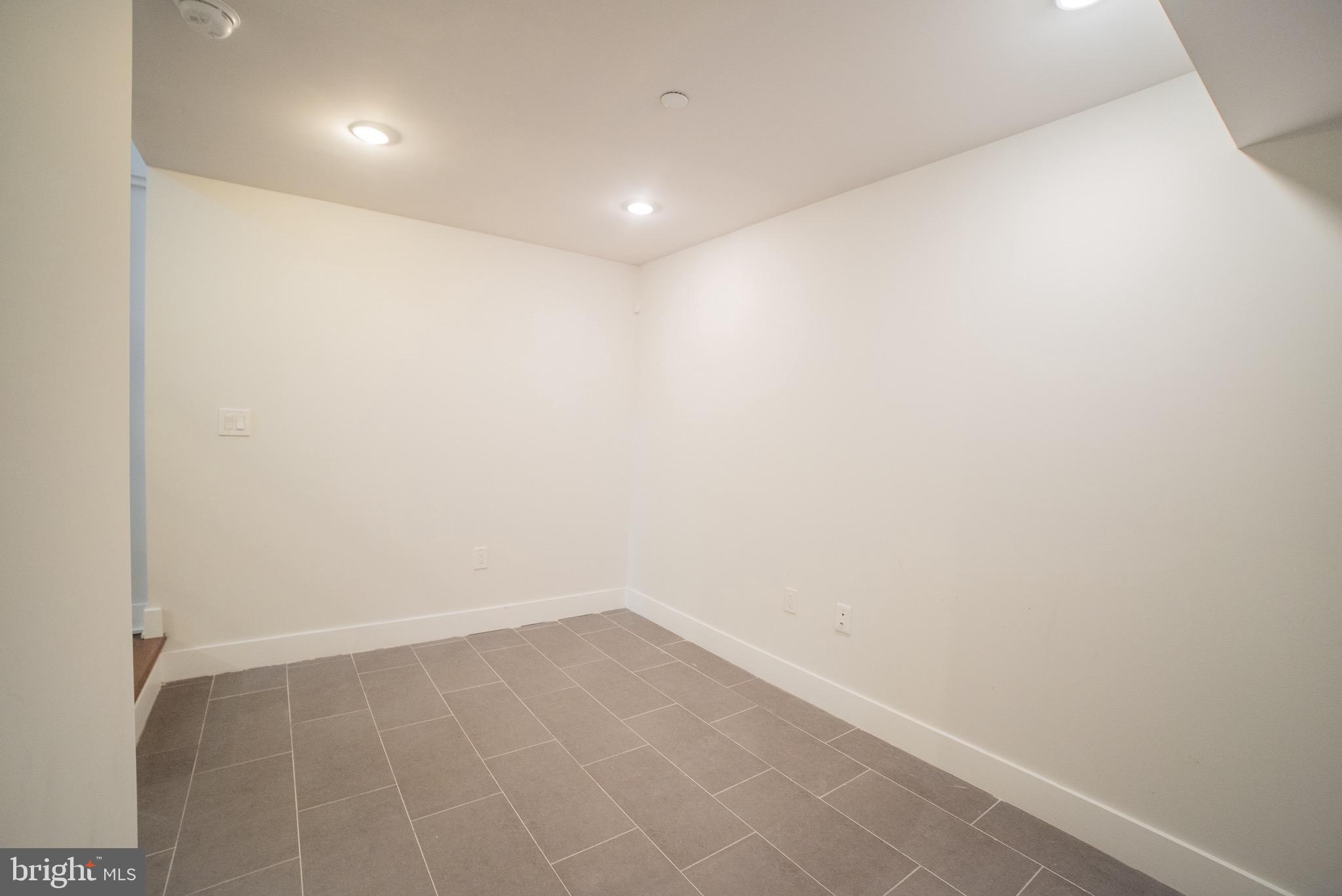 BREWERYTOWN - Residential Lease