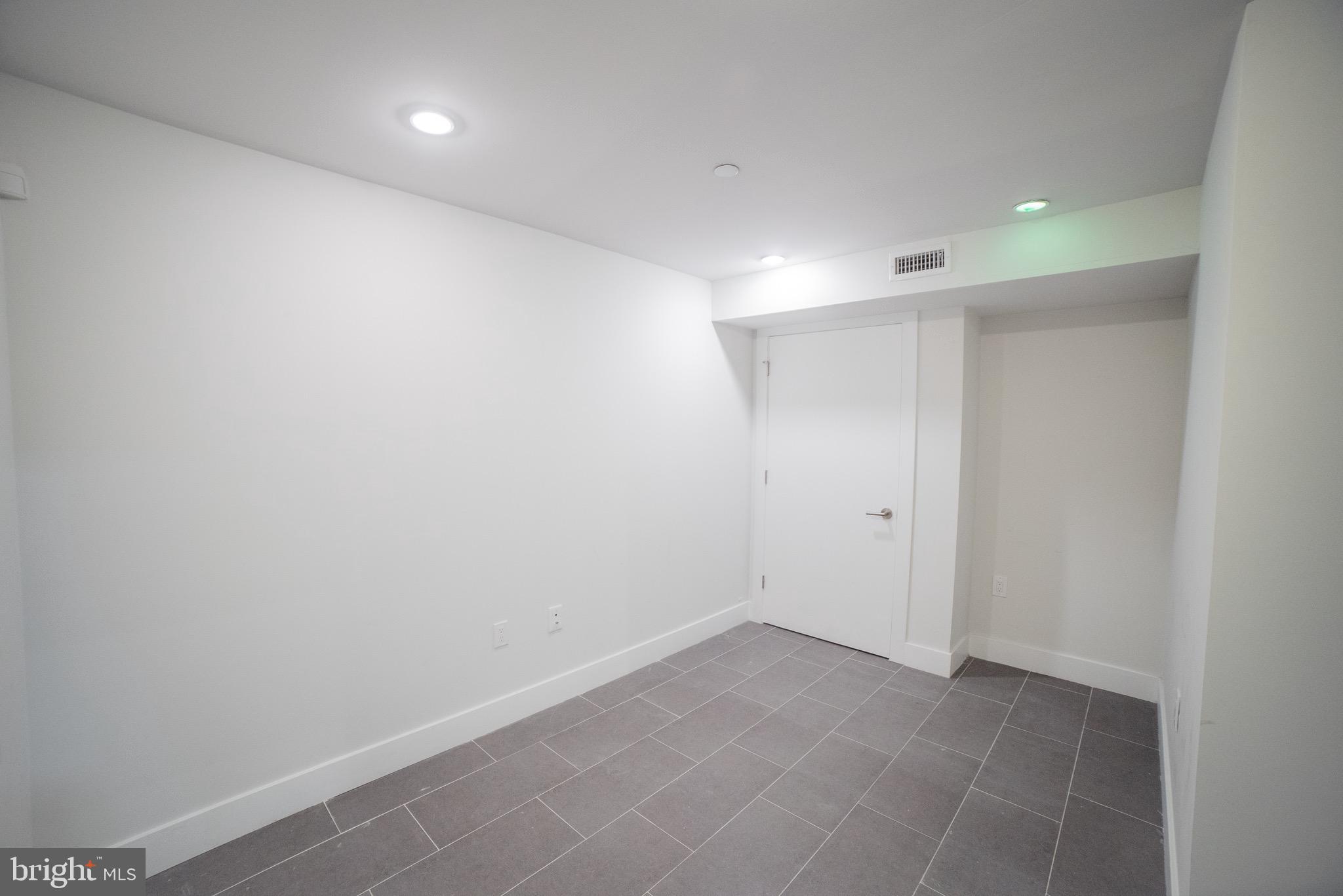 BREWERYTOWN - Residential Lease