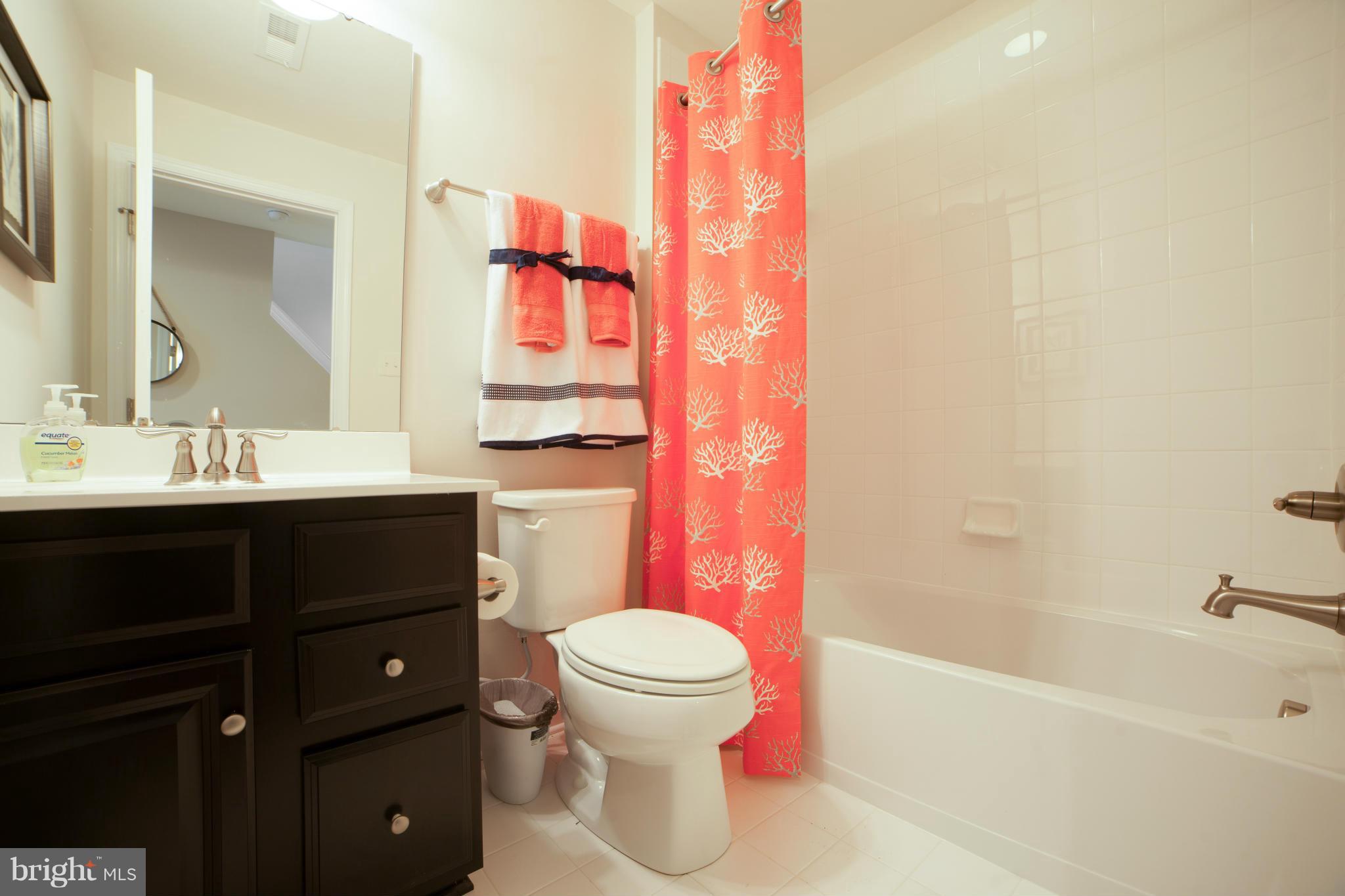 FIELDS AT ROCK GLENN - Residential