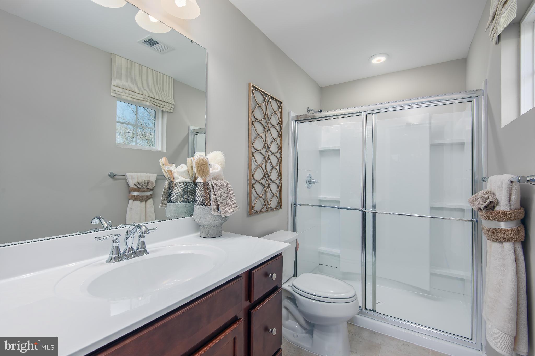 FIELDS AT ROCK GLENN - Residential